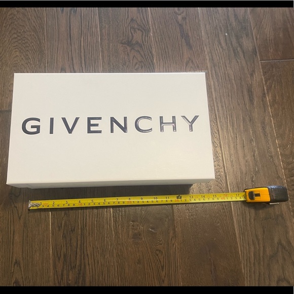 Authentic Givenchy Accessory/ Storage Box - Picture 4 of 8